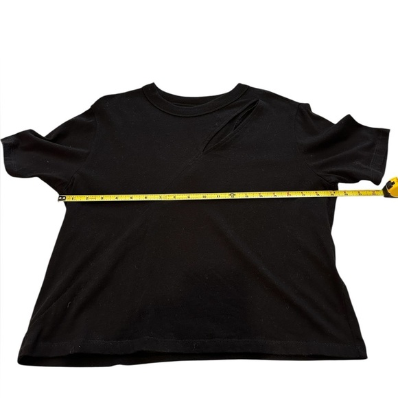 R+A Women’s Front Cutout Boxy T-Shirt Small Black - Picture 6 of 8